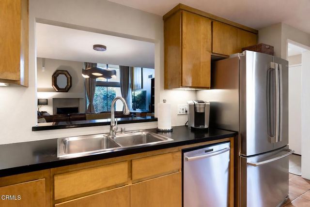 292 San Vincente Circle, Thousand Oaks, CA 91320
