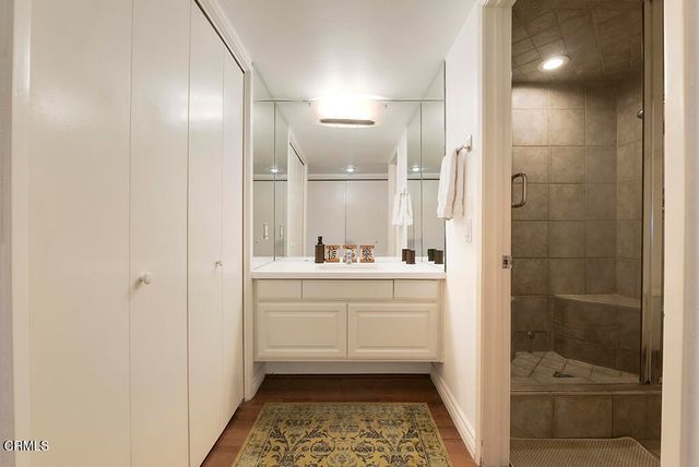 292 San Vincente Circle, Thousand Oaks, CA 91320