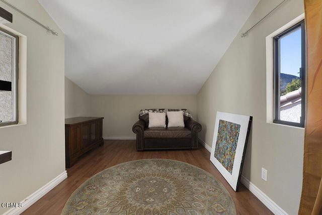 292 San Vincente Circle, Thousand Oaks, CA 91320