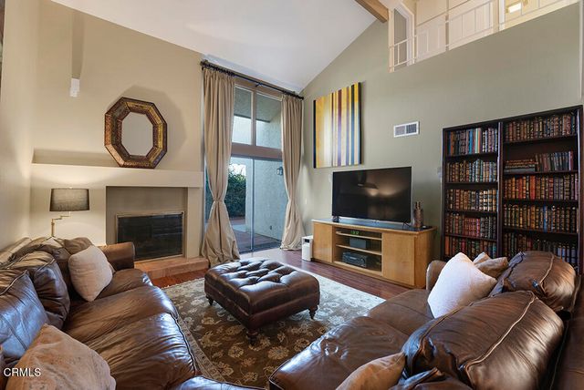 292 San Vincente Circle, Thousand Oaks, CA 91320