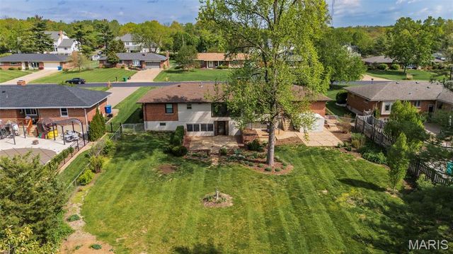 10620 Leebur Drive, Unincorporated, MO 63128