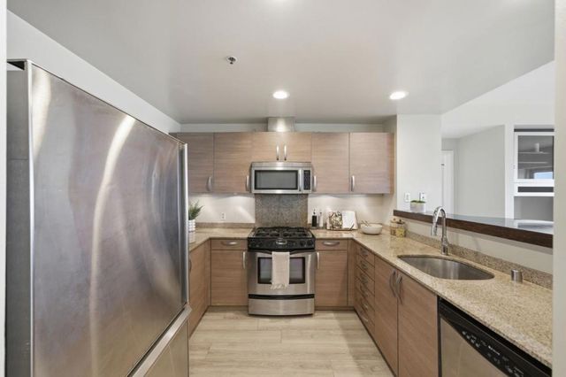 1 Mandalay Place 1011, South San Francisco, CA 94080