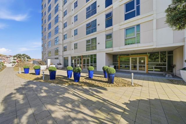 1 Mandalay Place 1011, South San Francisco, CA 94080