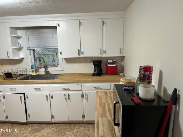 610 Reno Street, Rogersville, TN 37857