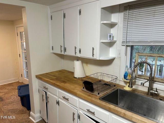 610 Reno Street, Rogersville, TN 37857