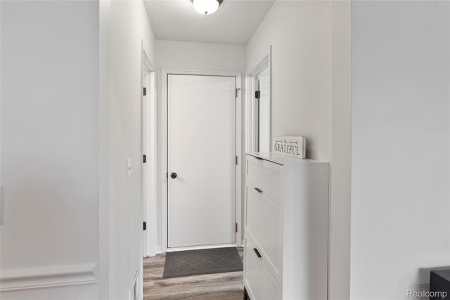 4325 Heatherstone Drive, Waterford Charter Township, MI 48329