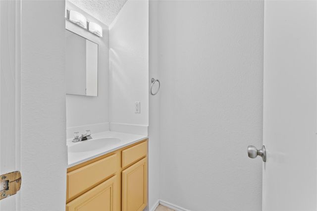 491 Emerald Fields LN, Kyle, TX 78640