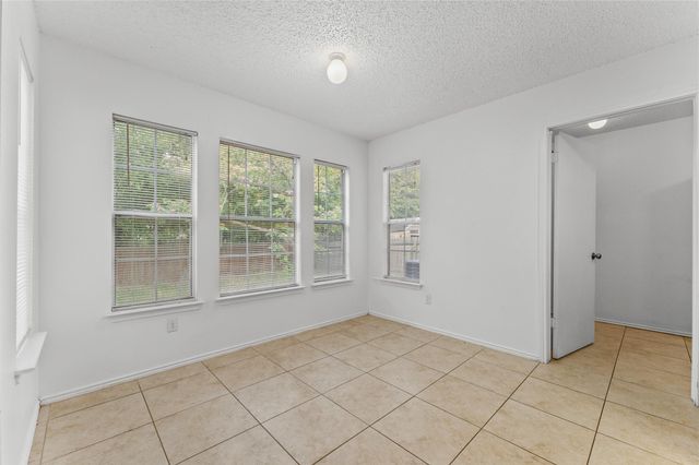 491 Emerald Fields LN, Kyle, TX 78640
