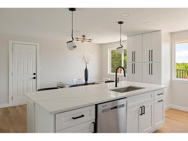 10172 W 69th Ave, Arvada, CO 80004