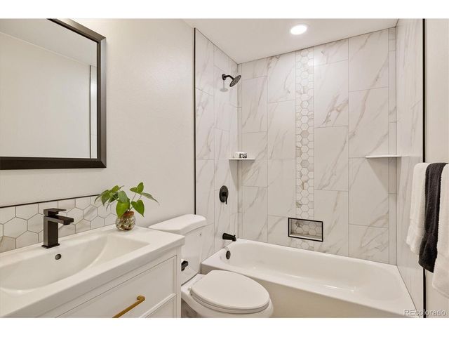 10172 W 69th Ave, Arvada, CO 80004