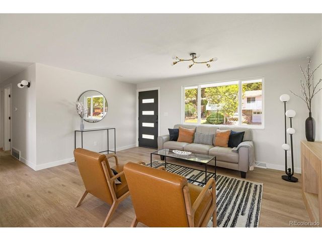 10172 W 69th Ave, Arvada, CO 80004