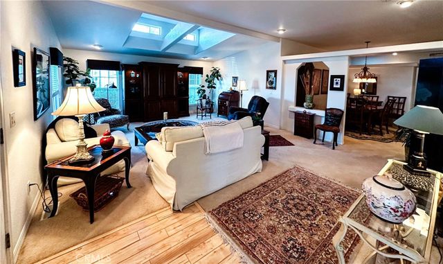 18601 Newland Street 116, Huntington Beach, CA 92646