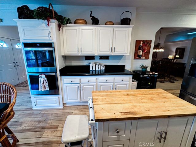 18601 Newland Street 116, Huntington Beach, CA 92646