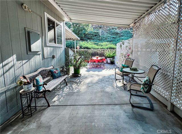 18601 Newland Street 116, Huntington Beach, CA 92646