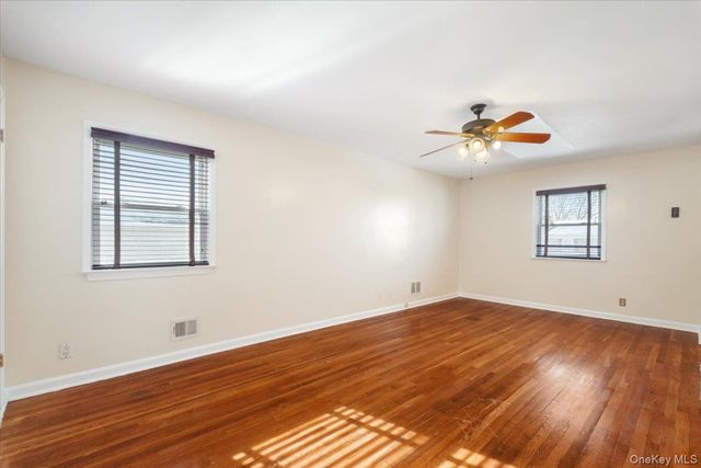 48 Madison Road, Scarsdale, NY 10583