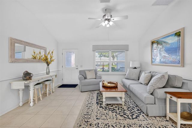 938 JOANNA LANE, The Villages, FL 32162