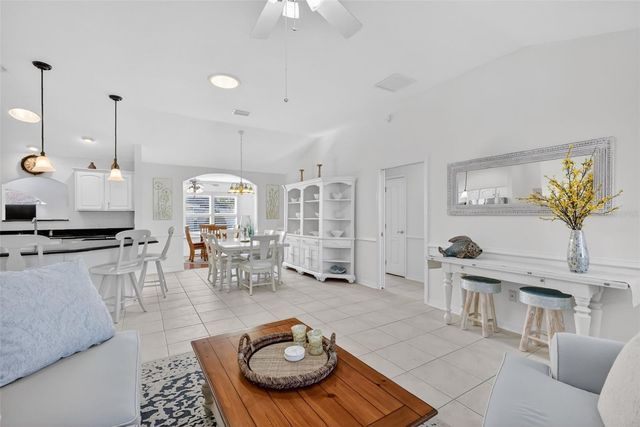 938 JOANNA LANE, The Villages, FL 32162