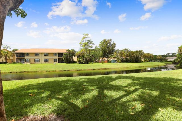 12970 Dartford Trail 6, Wellington, FL 33414