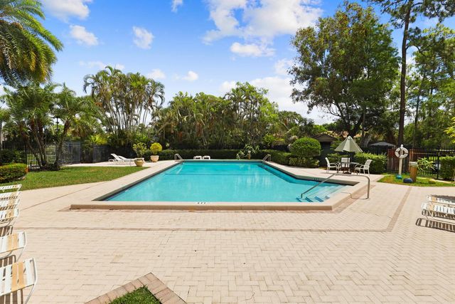 12970 Dartford Trail 6, Wellington, FL 33414