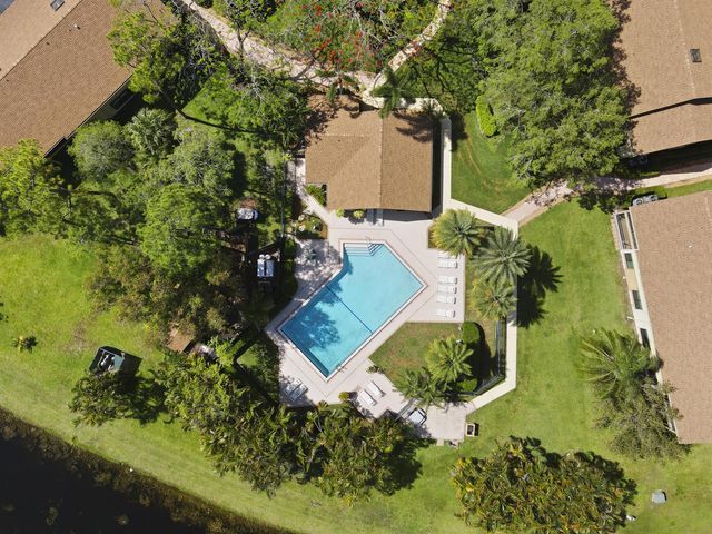 12970 Dartford Trail 6, Wellington, FL 33414