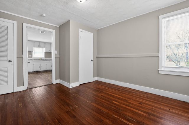 4033 CLEARPOOL CIRCLE RD, Memphis, TN 38118