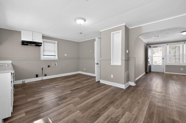 4033 CLEARPOOL CIRCLE RD, Memphis, TN 38118