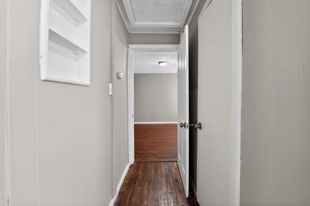 4033 CLEARPOOL CIRCLE RD, Memphis, TN 38118