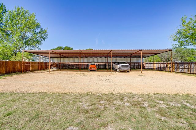 303 Gandy Street, Lipan, TX 76462