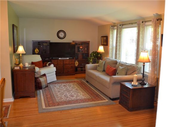 833 Dewitt Road, Webster, NY 14585