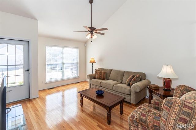 1007 Arbor Pointe Drive, Manchester, MO 63088