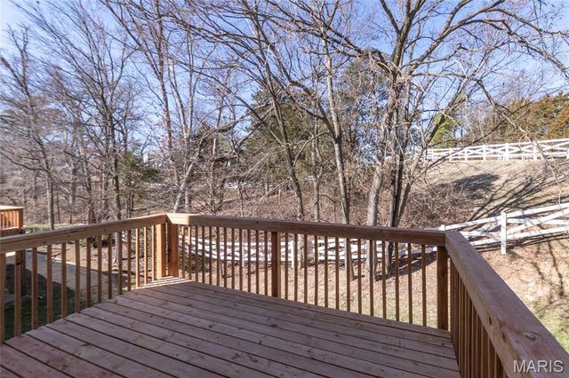 1007 Arbor Pointe Drive, Manchester, MO 63088