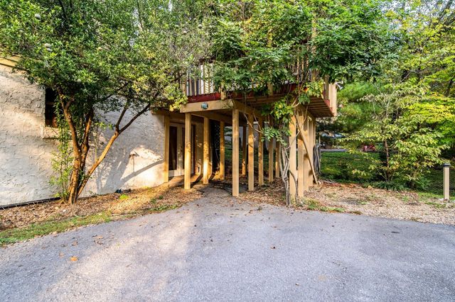 1315 Saturn Dr, Nashville, TN 37217