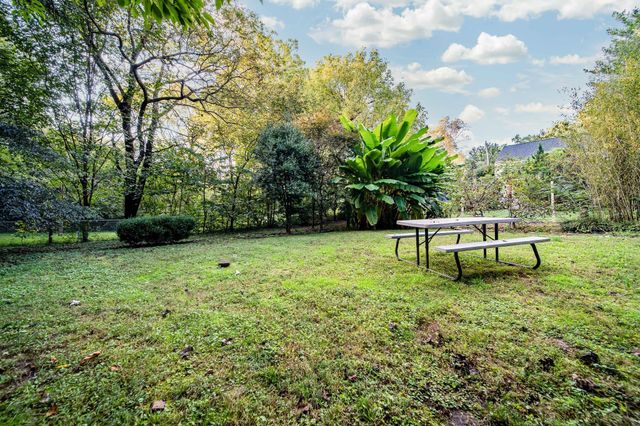 1315 Saturn Dr, Nashville, TN 37217