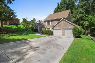 2575 Ravencliff Road, Atlanta, GA 30349