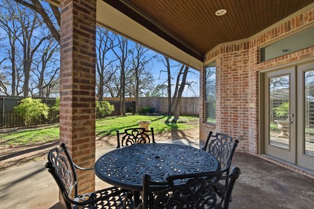 3714 Cove Timber Avenue, Granbury, TX 76049