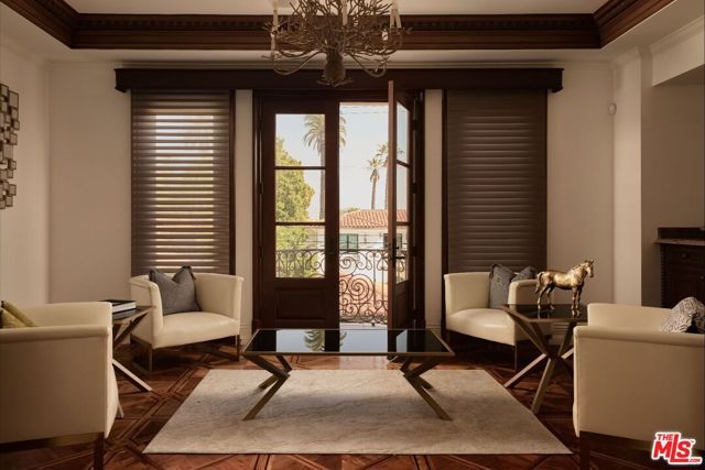 614 N Palm Drive, Beverly Hills, CA 90210