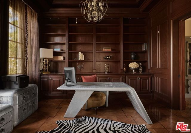 614 N Palm Drive, Beverly Hills, CA 90210