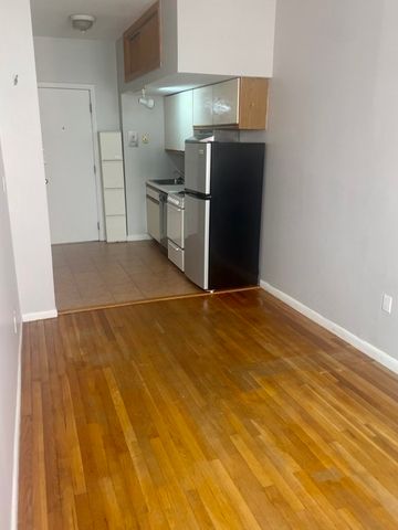 40 Saint Botolph 36, Boston, MA 02116