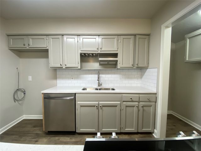 3714 Lasalle Drive, Arlington, TX 76016