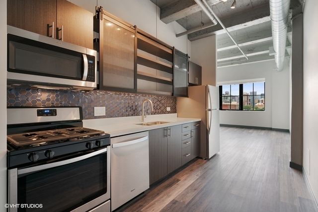 2101 S Wabash Avenue 402, Chicago, IL 60616