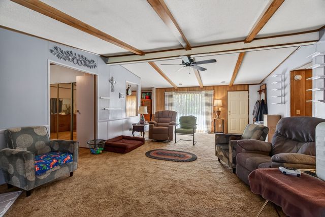 195 Mitchell Rd, Portland, TN 37148