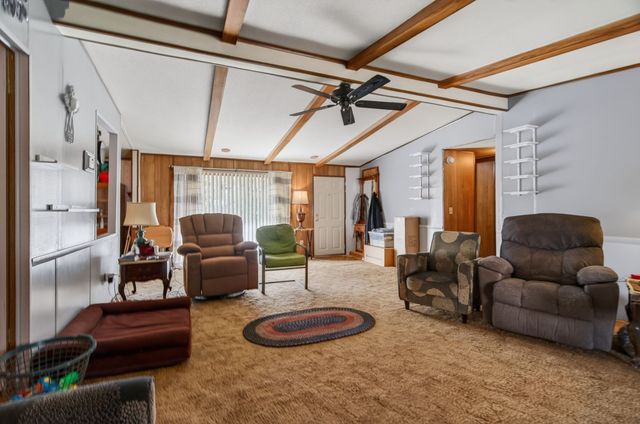 195 Mitchell Rd, Portland, TN 37148