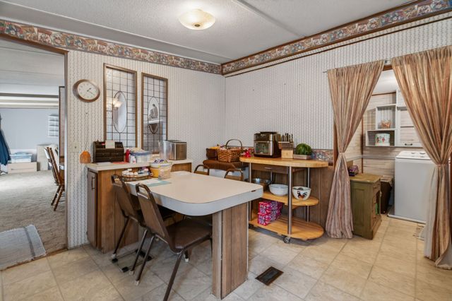 195 Mitchell Rd, Portland, TN 37148