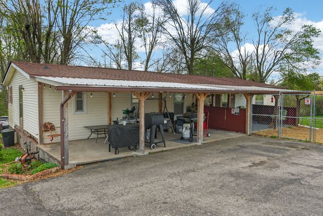 195 Mitchell Rd, Portland, TN 37148