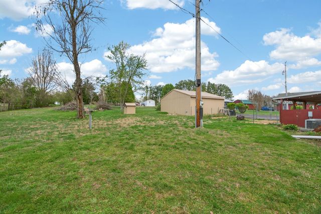195 Mitchell Rd, Portland, TN 37148