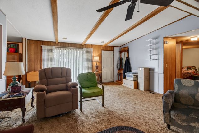 195 Mitchell Rd, Portland, TN 37148