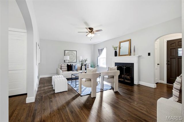 999 Collier Place, St Charles, MO 63301