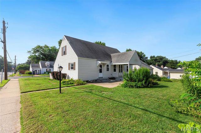 999 Collier Place, St Charles, MO 63301