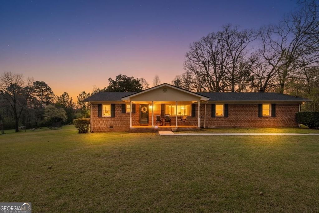 177 W Reed Road, Lafayette, GA 30728