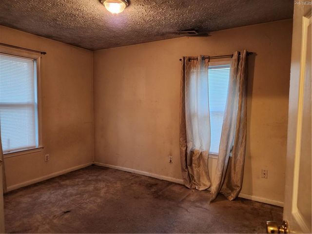 75 W Virginia AVE, Hampton, VA 23663